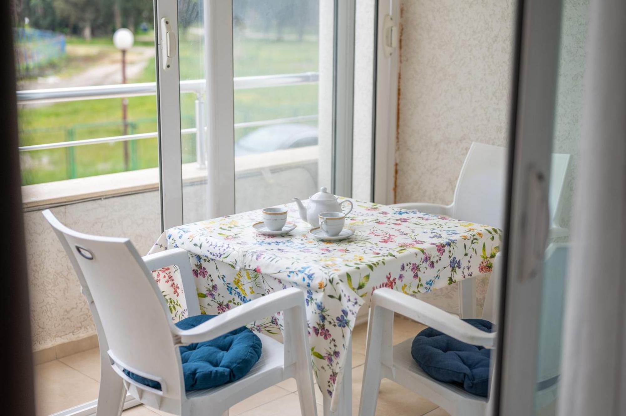 Beach Walk Apartments Ülgün Dış mekan fotoğraf